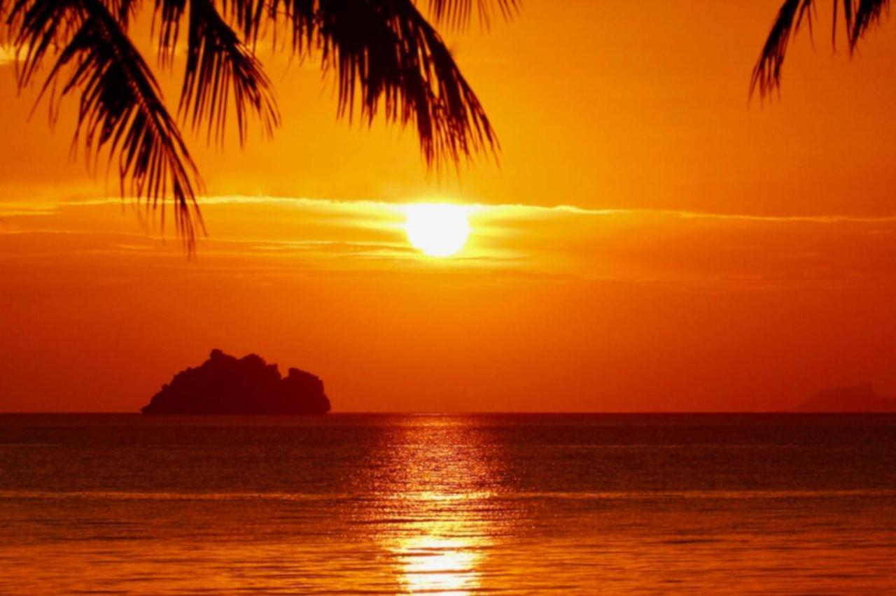 Sibaja Palms Sunset Beach Luxury Villa Taling Ngam Beach Extérieur photo